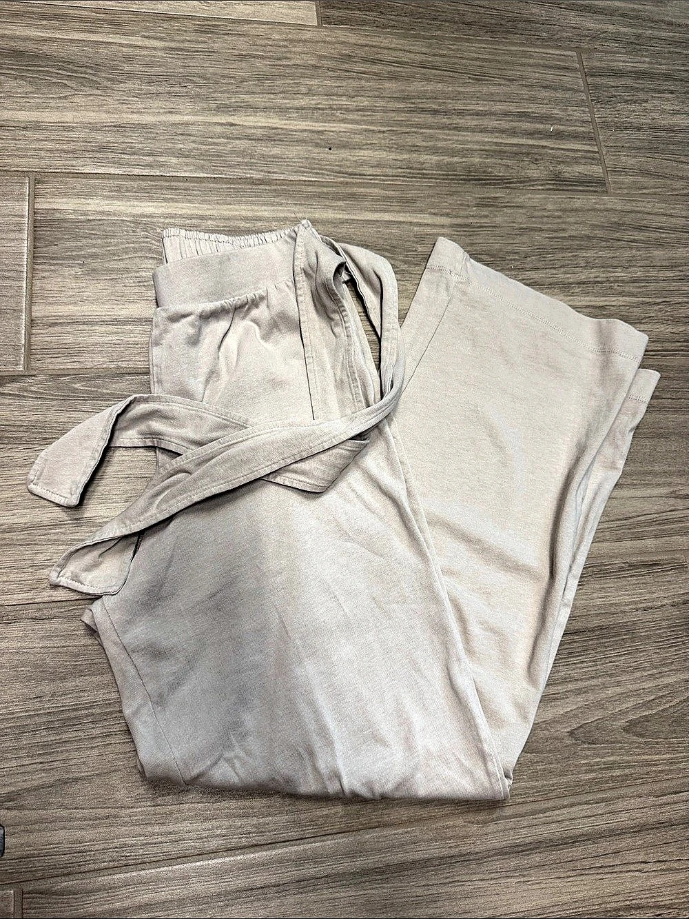 Zara Wide Leg Pants in Taupe - Picture 2 of 3